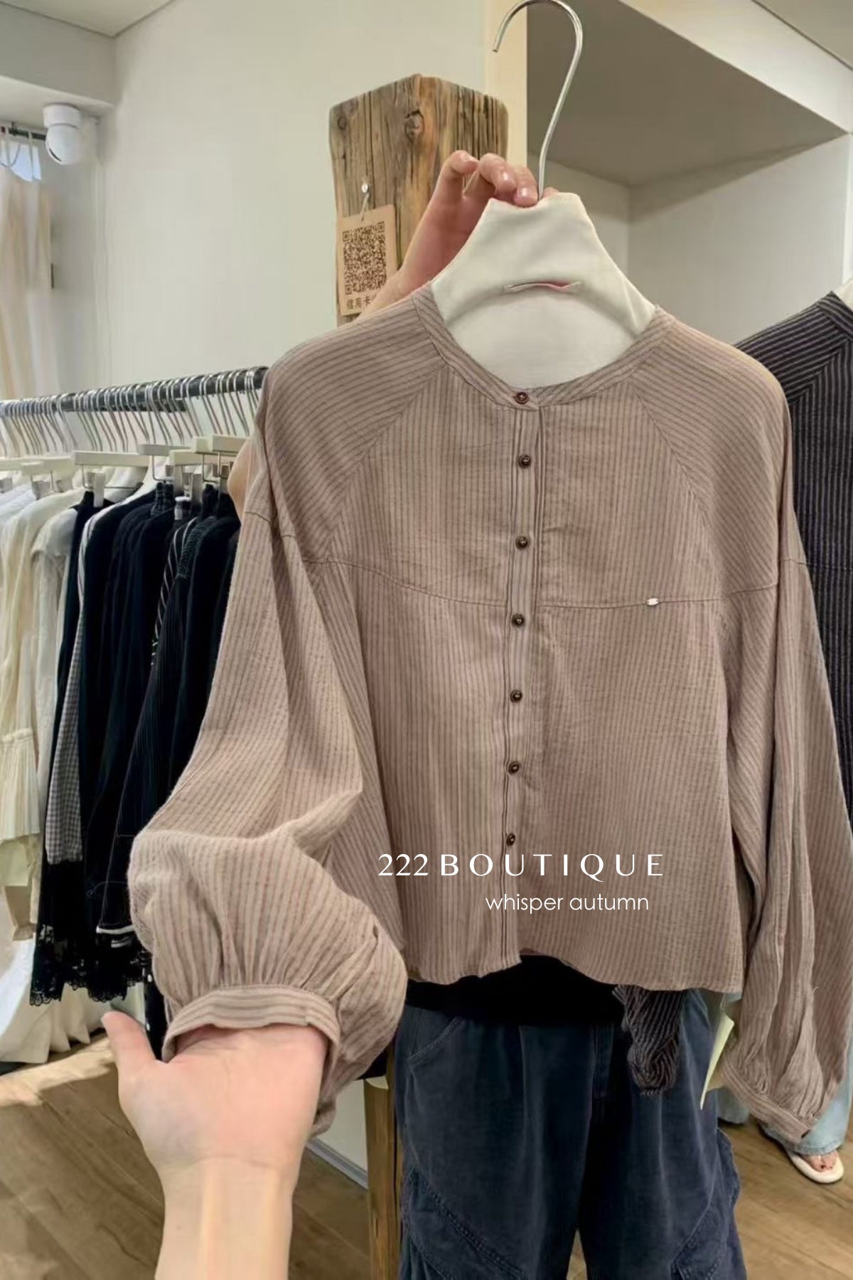 17a2 Basic short-sleeve silk-blend shirt