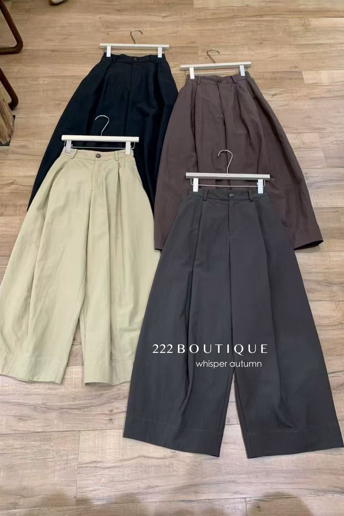 17q4 Straight-leg trousers with back elastic