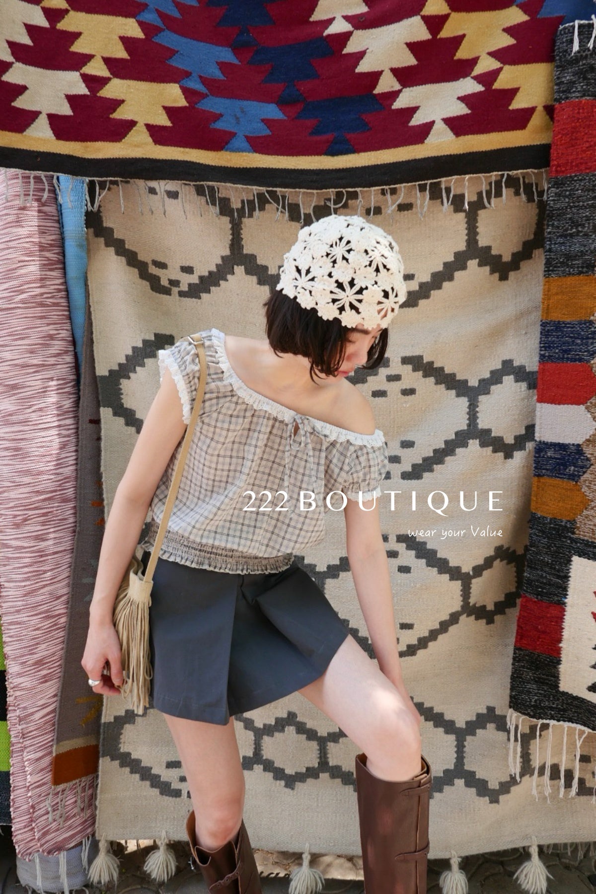 13v61 Flared mini skirt