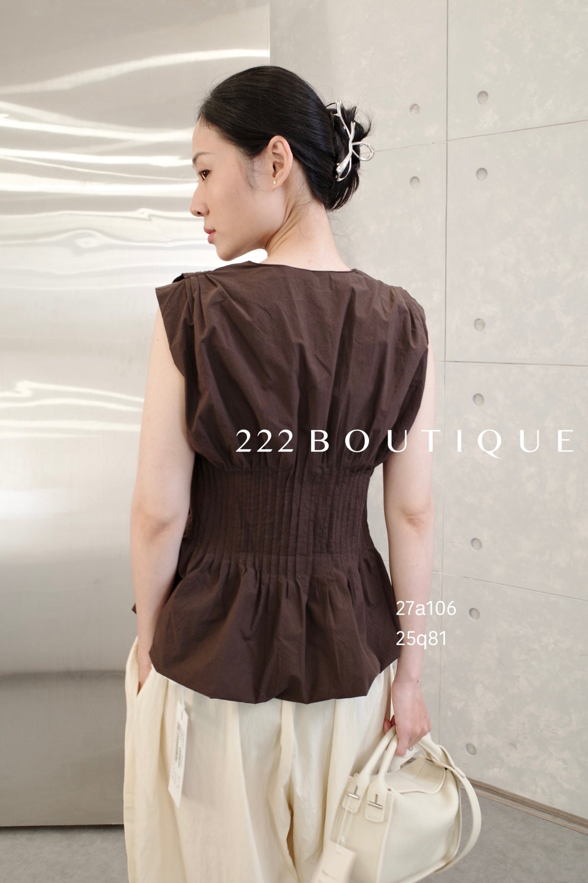 27A106-  SCULPTED WHITE TOP
