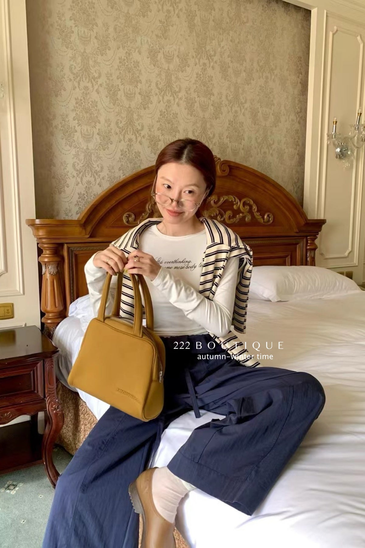 17q10 Khaki trousers with ruffled waistband