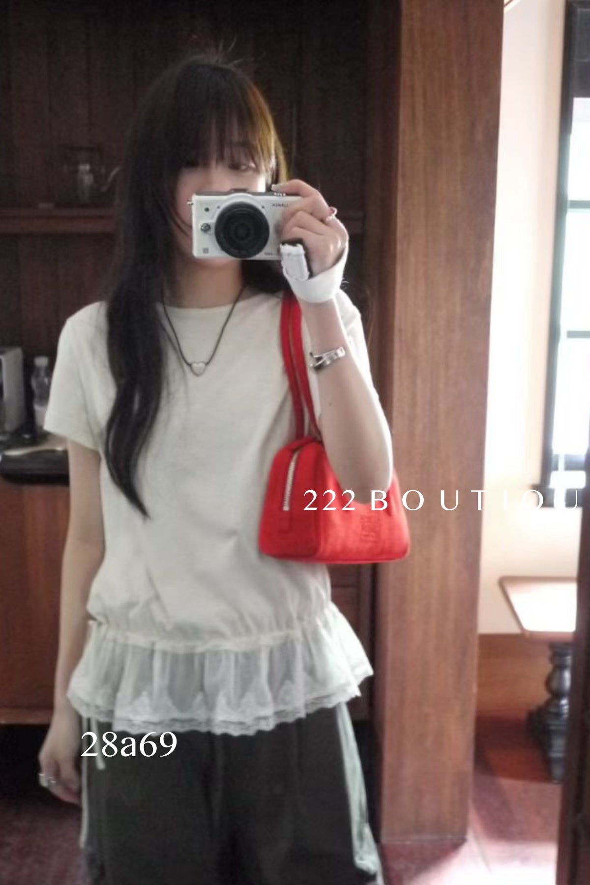 28A69- RUFFLE HEM TOP
