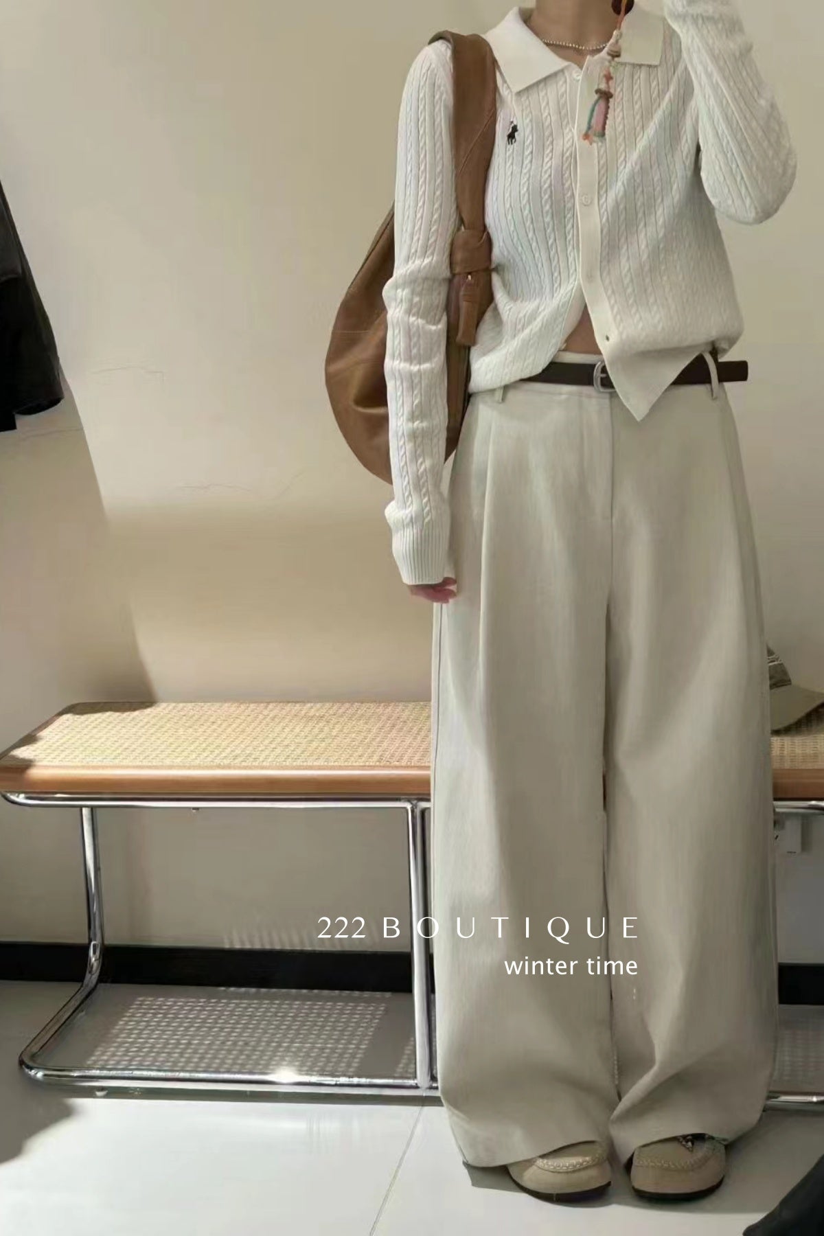 18q30 Cashmere wool trousers with belt