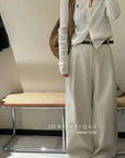 18q30 Cashmere wool trousers with belt