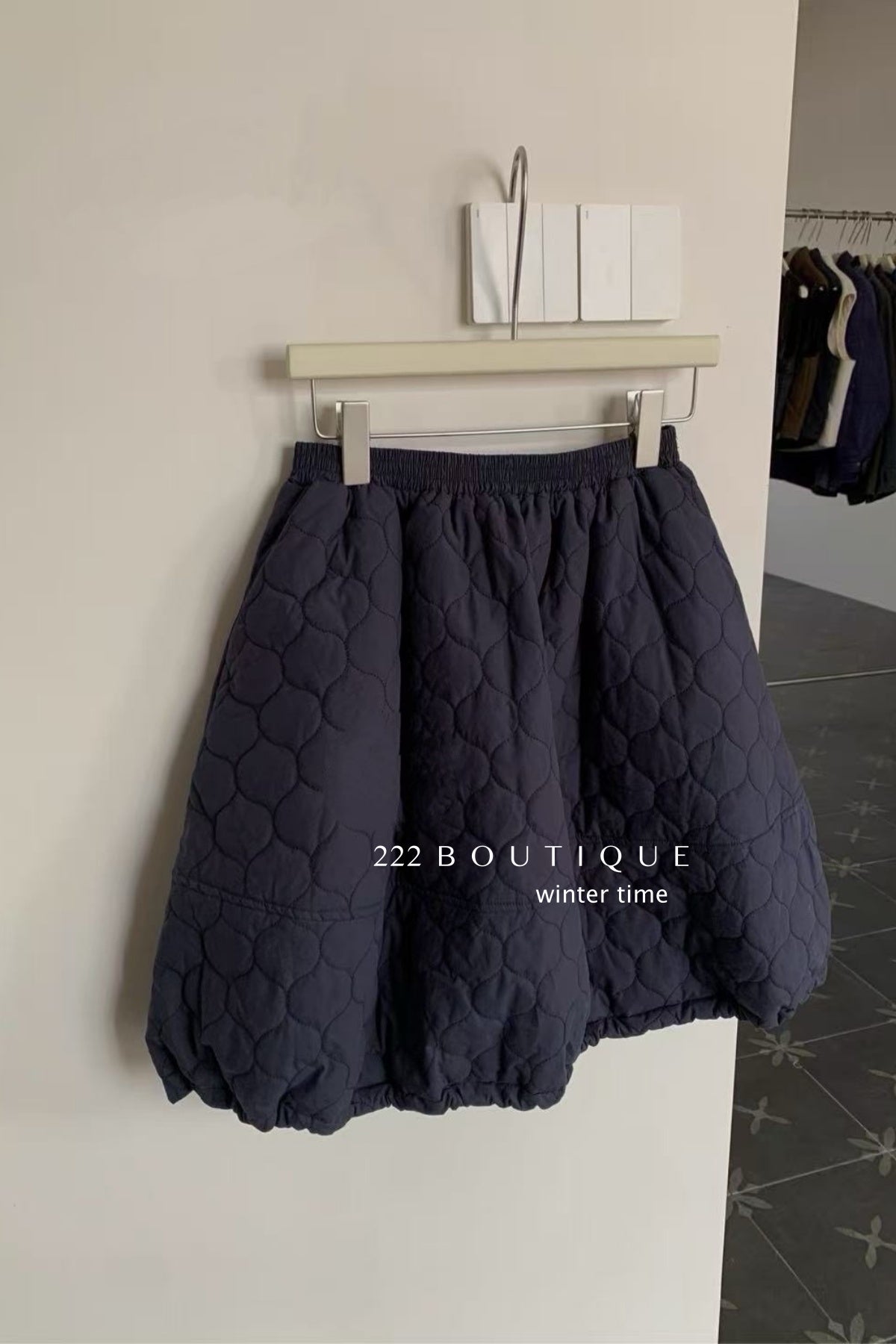 19v15 Short puffer skirt
