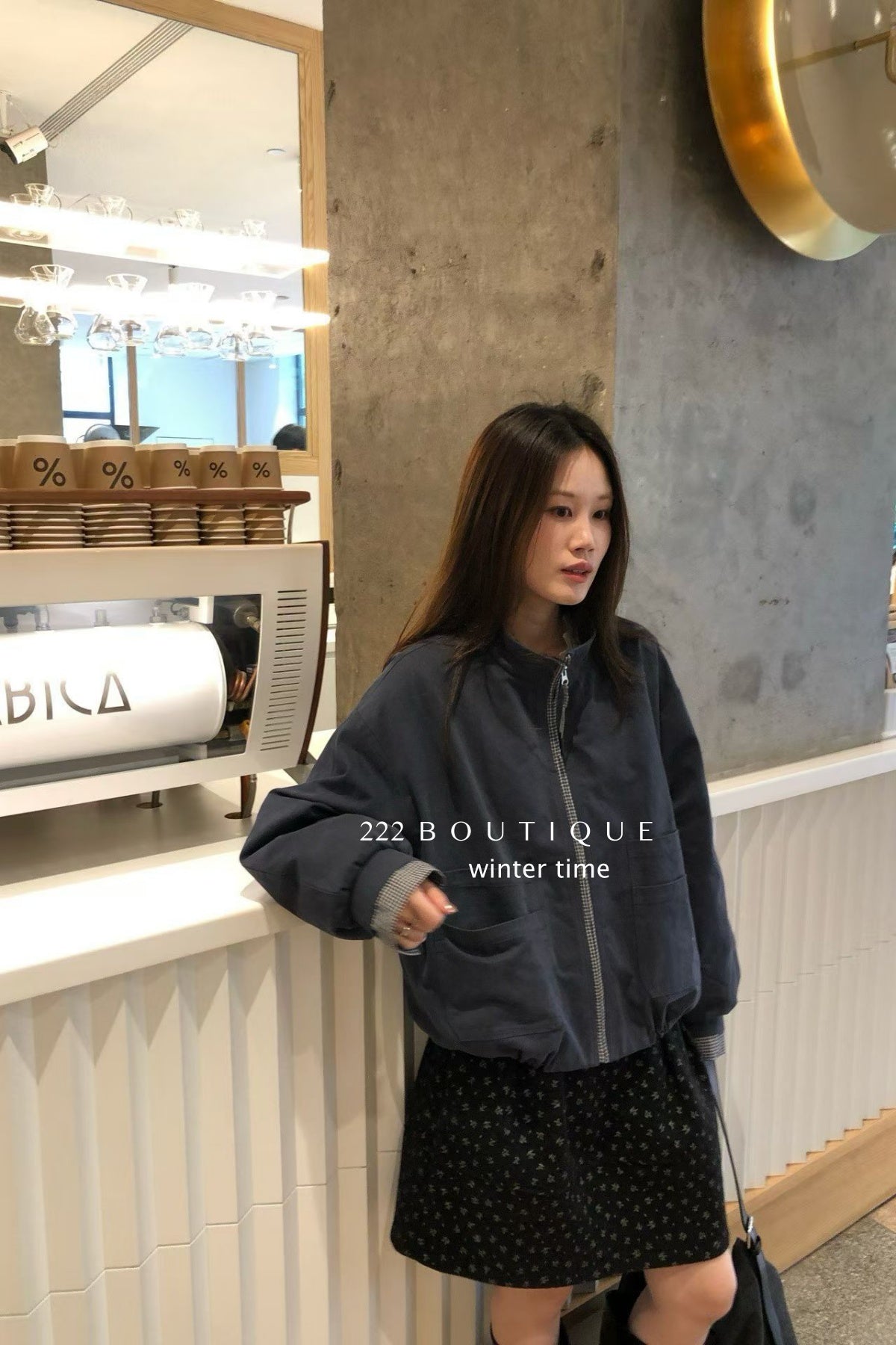 19a102 Down puffer jacket with cuffed sleeves