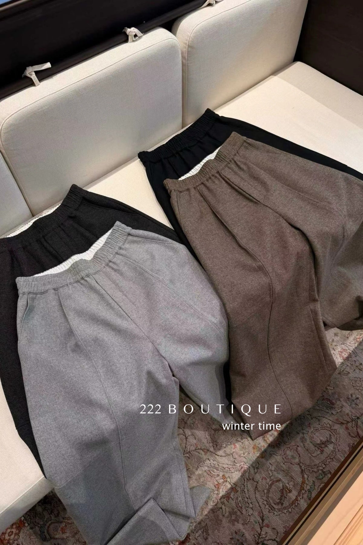 18q27 Wool wide-leg trousers