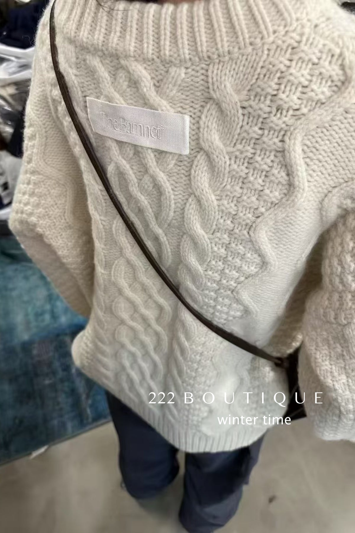 19a112 Cashmere cable-knit sweater