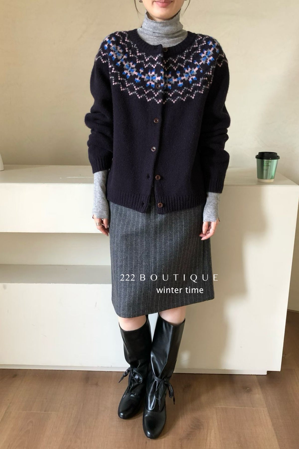 19a100 Cashmere patterned cardigan
