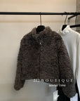 19a67 Grey faux-fur coat with a classic notched lapel
