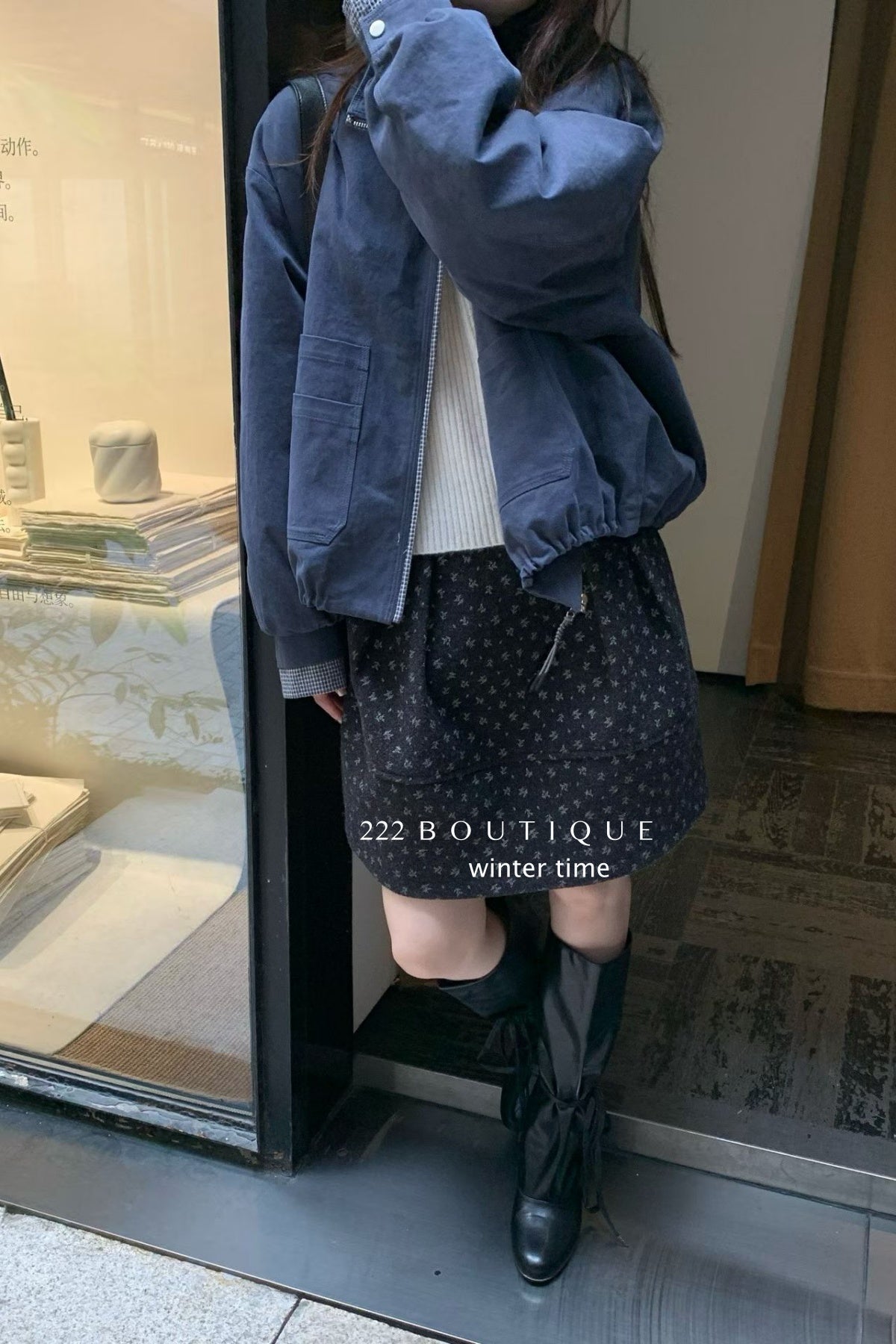 19a102 Down puffer jacket with cuffed sleeves