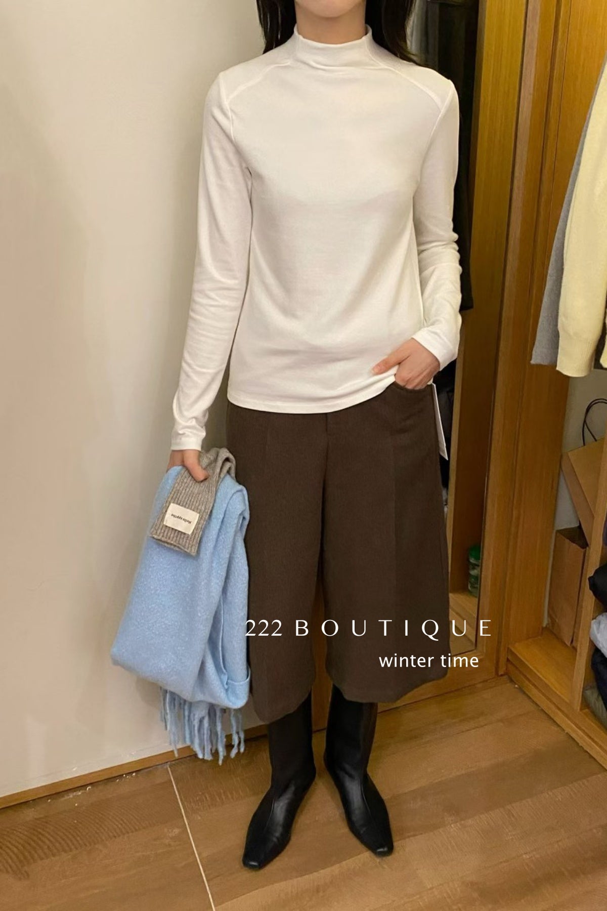 20a53 Thermal mock-neck top (3 cm collar)