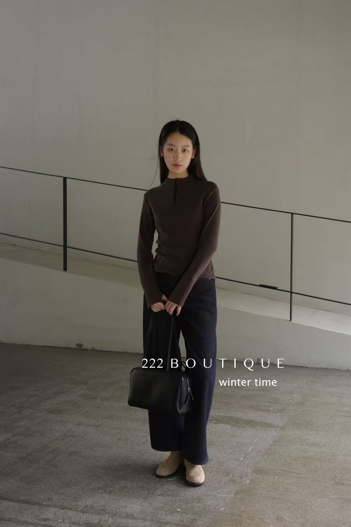 20q22 Fleece-lined straight-leg jeans with belt