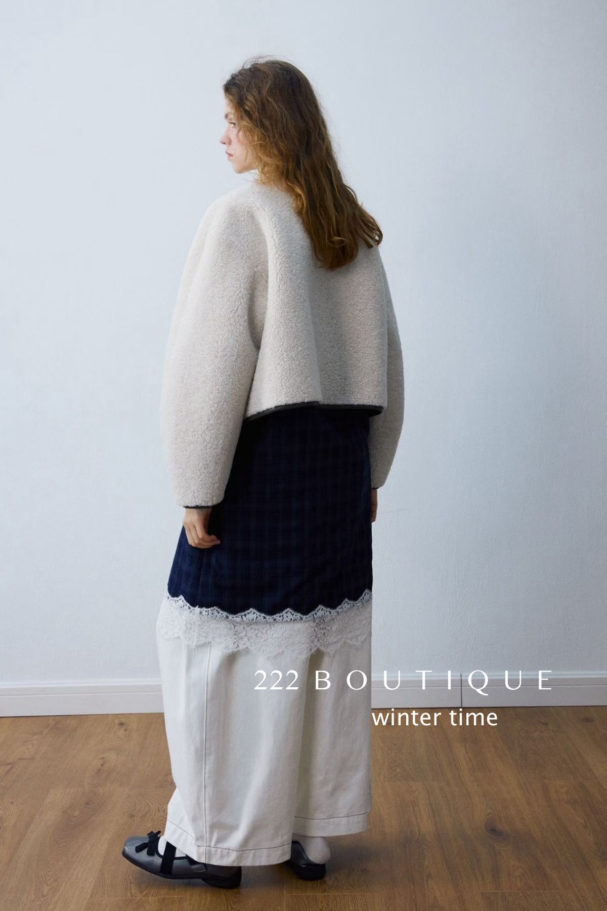 19a74 Reversible fur–suede jacket