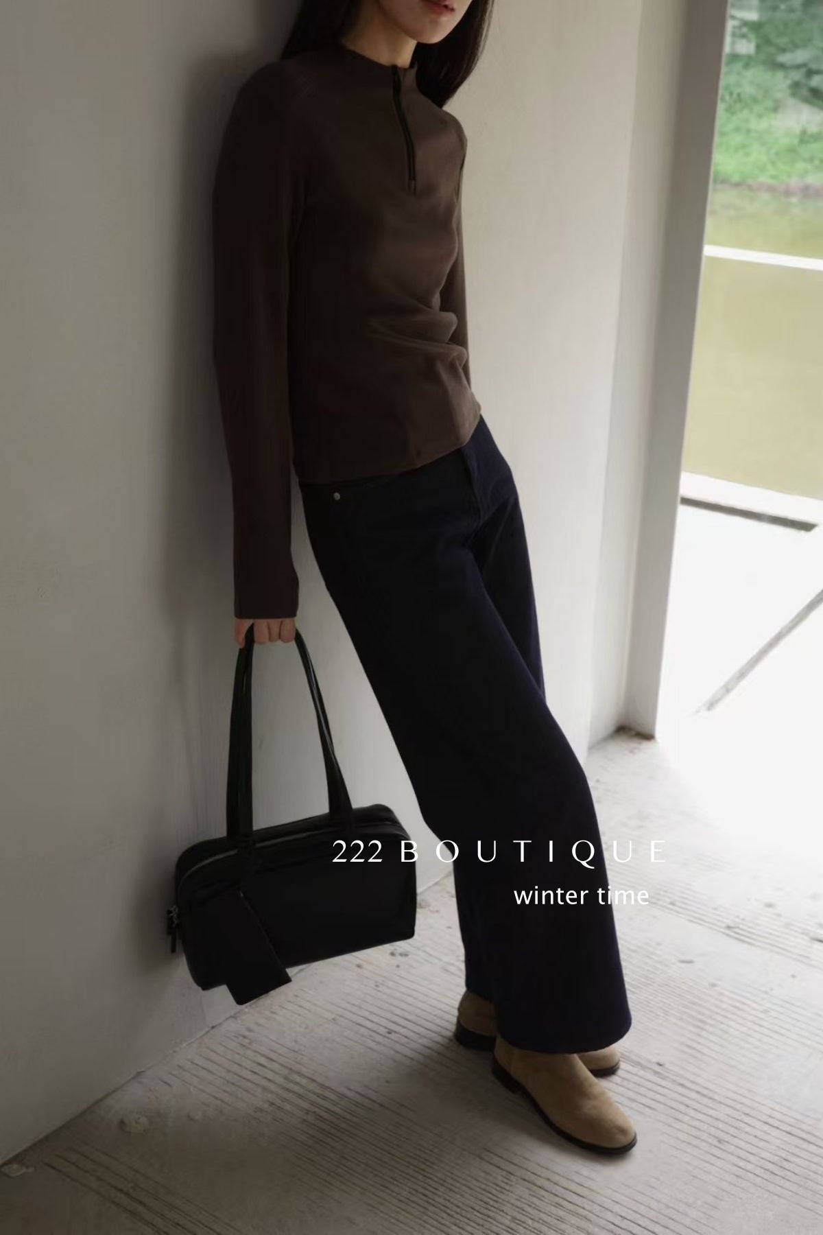 20q22 Fleece-lined straight-leg jeans with belt