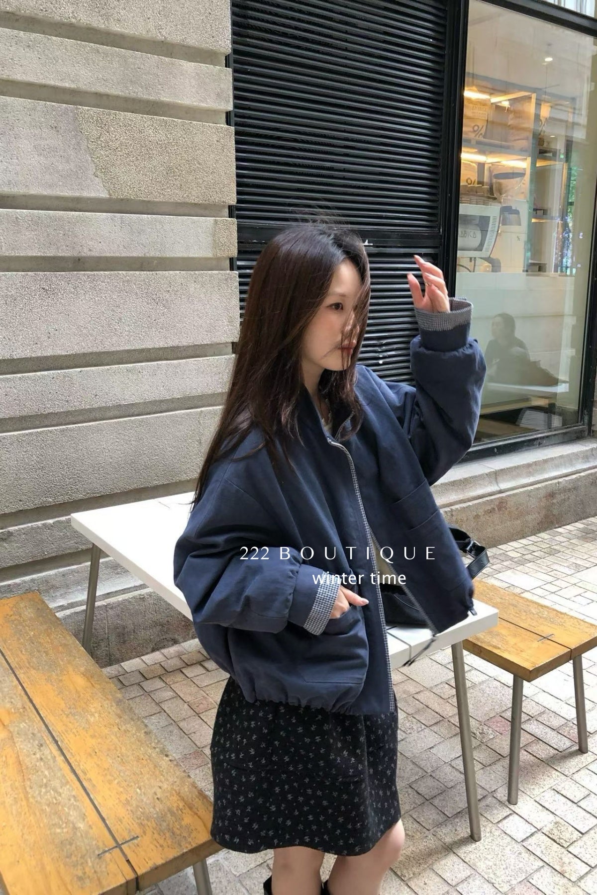 19a102 Down puffer jacket with cuffed sleeves