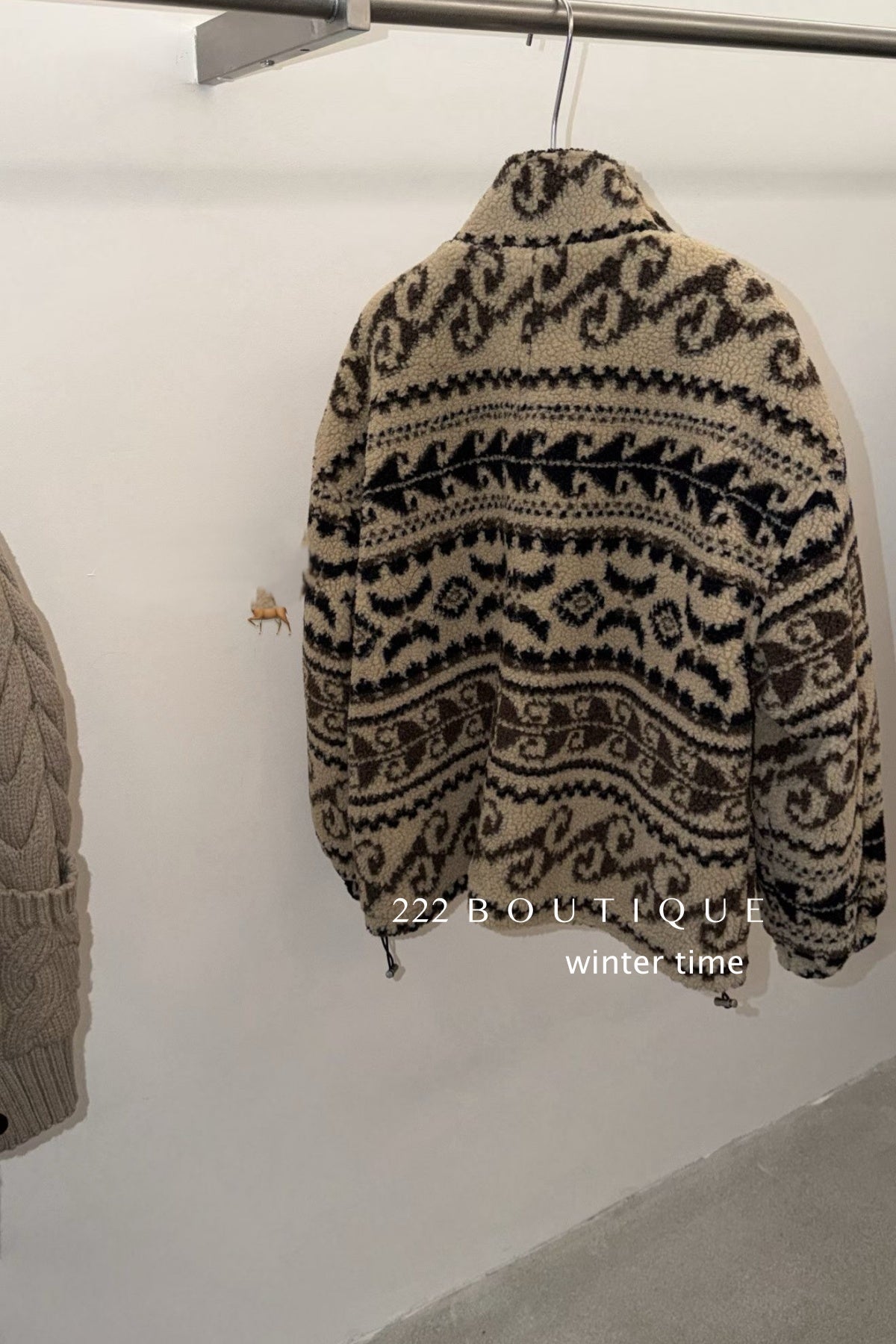 20a123 Light brown ethnic fur jacket