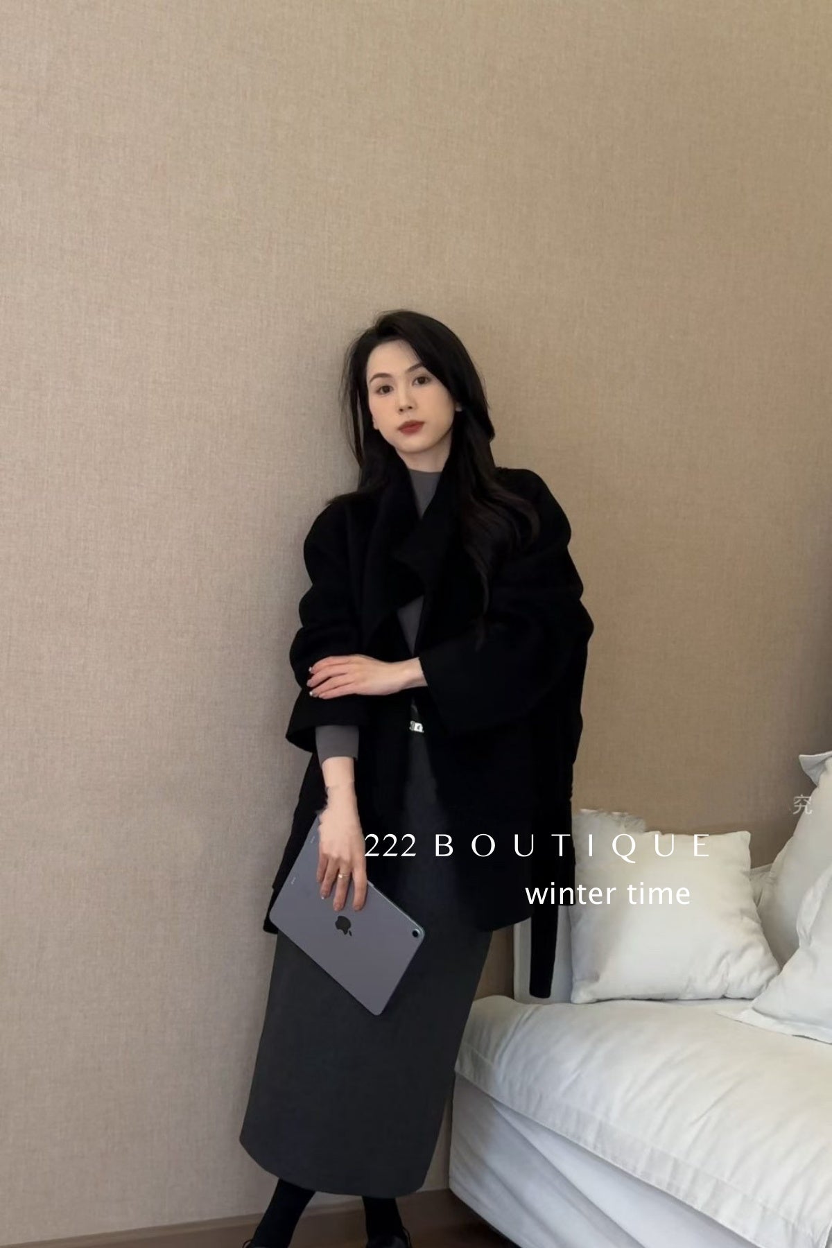 21a29 Mid-length notched-collar wool coat