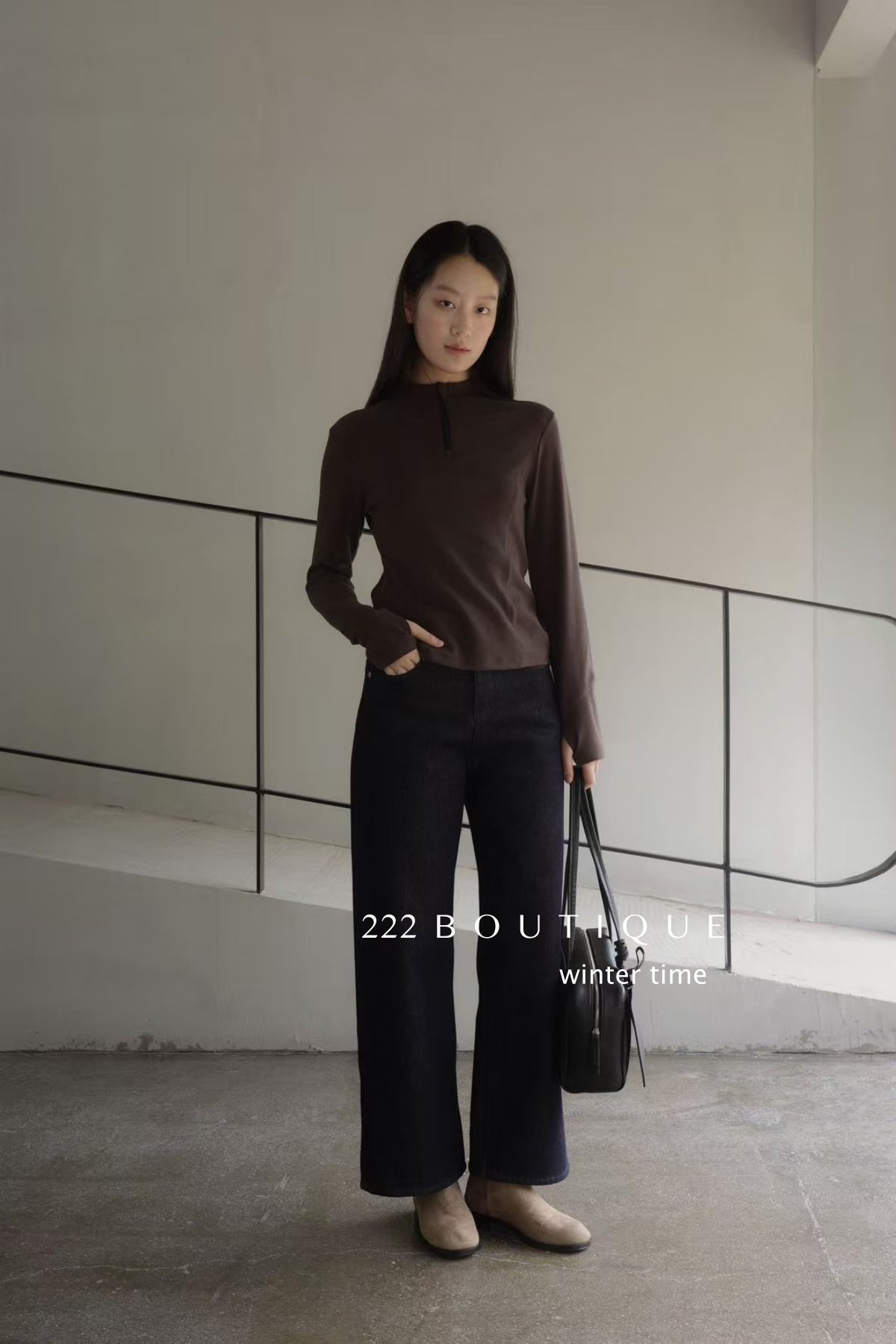 20q22 Fleece-lined straight-leg jeans with belt