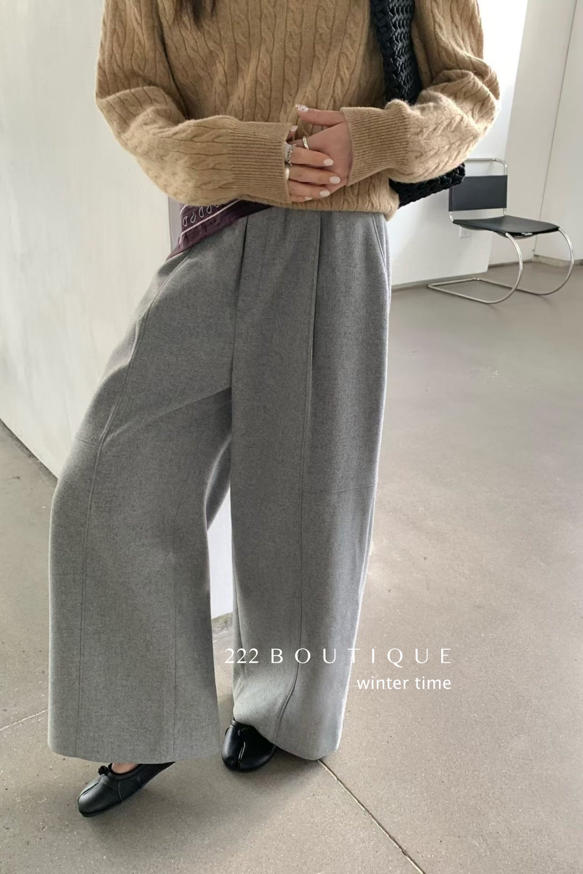 18q27 Wool wide-leg trousers