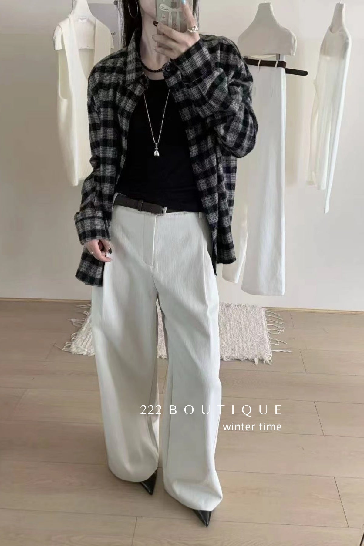 18q30 Cashmere wool trousers with belt