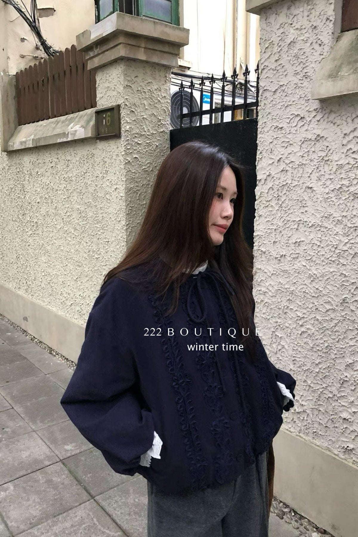 19a94 Embroidered floral puffer jacket