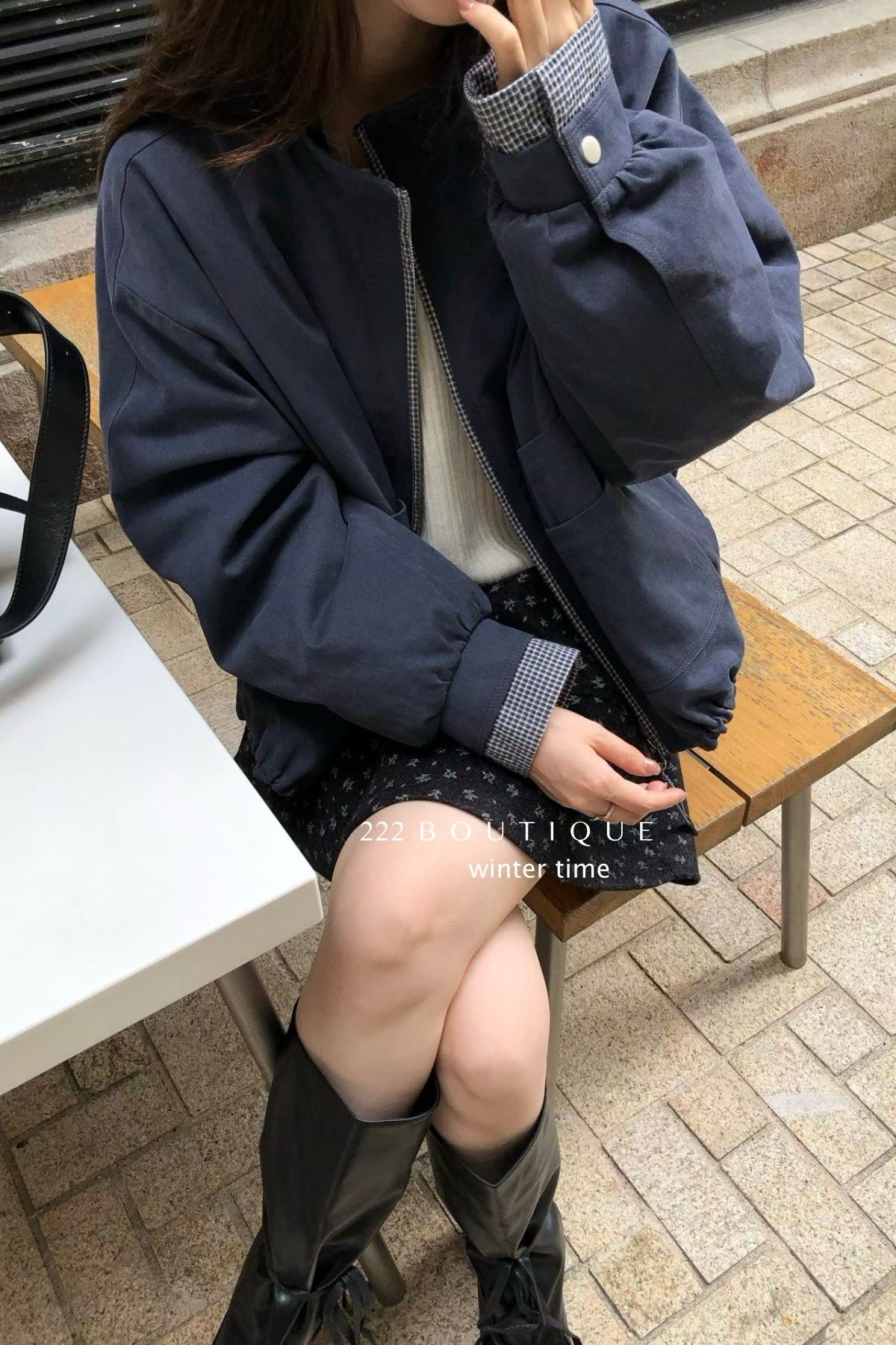 19a102 Down puffer jacket with cuffed sleeves