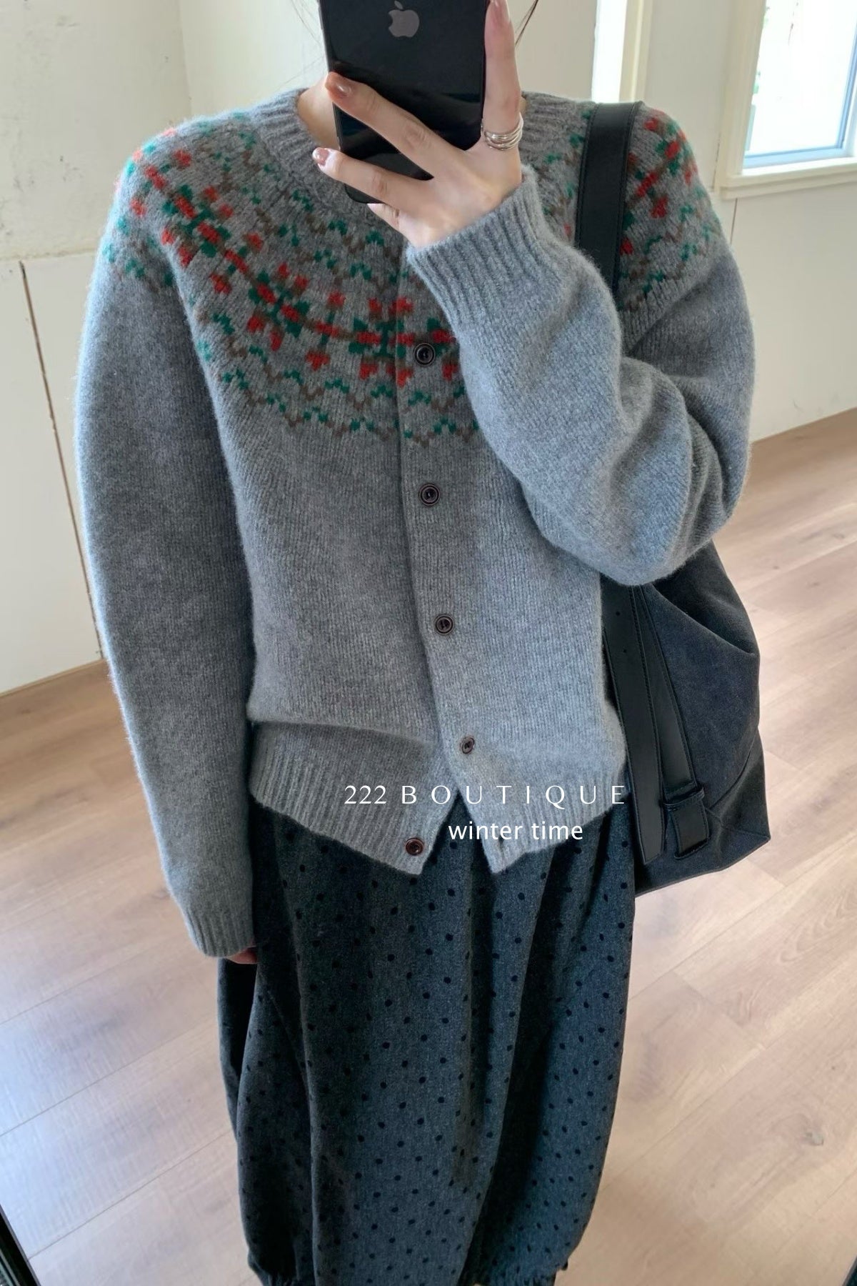 19a100 Cashmere patterned cardigan