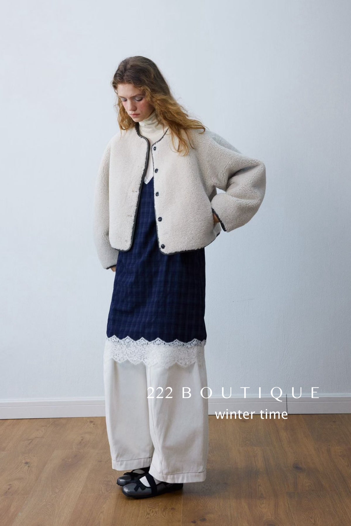 19a74 Reversible fur–suede jacket