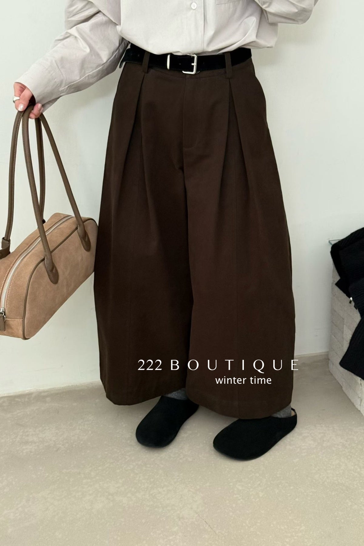 20q14 Wool–khaki blend cropped trousers with belt