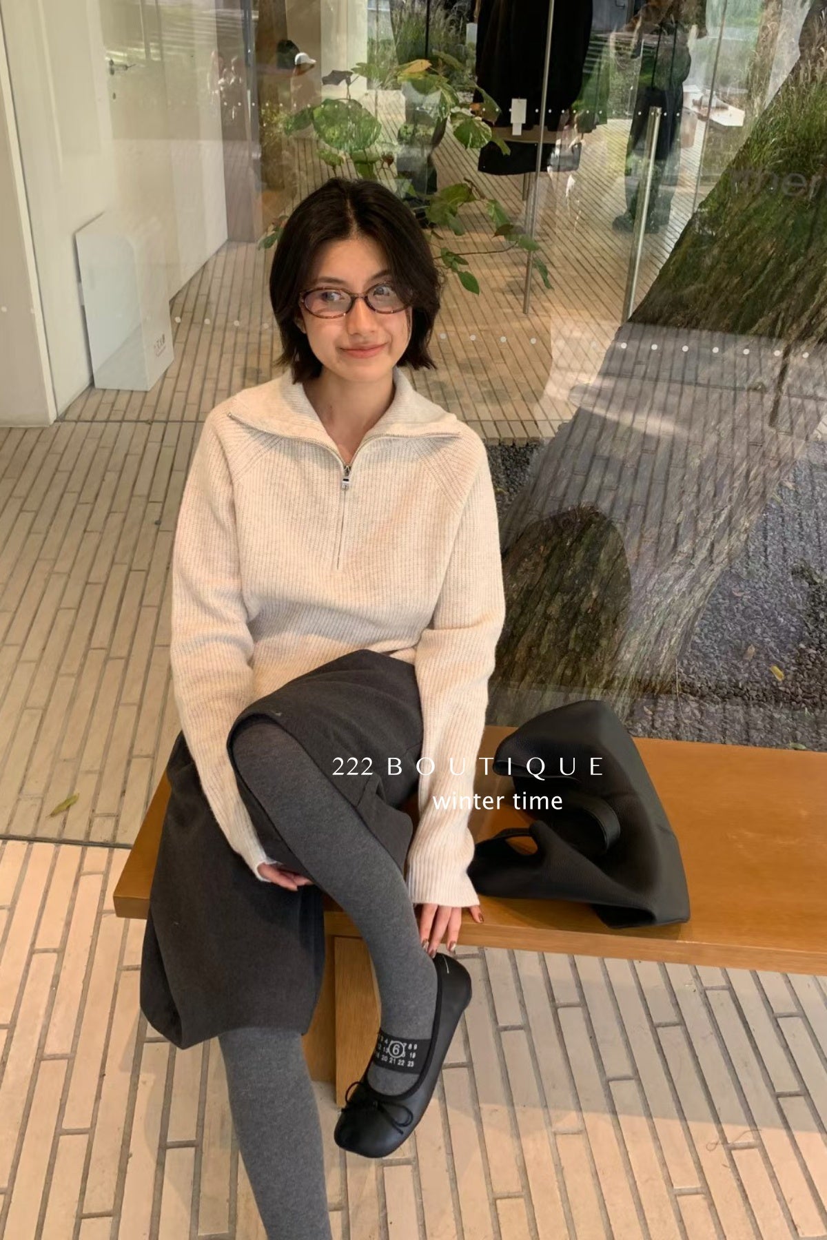 19a60 High-neck knit sweater