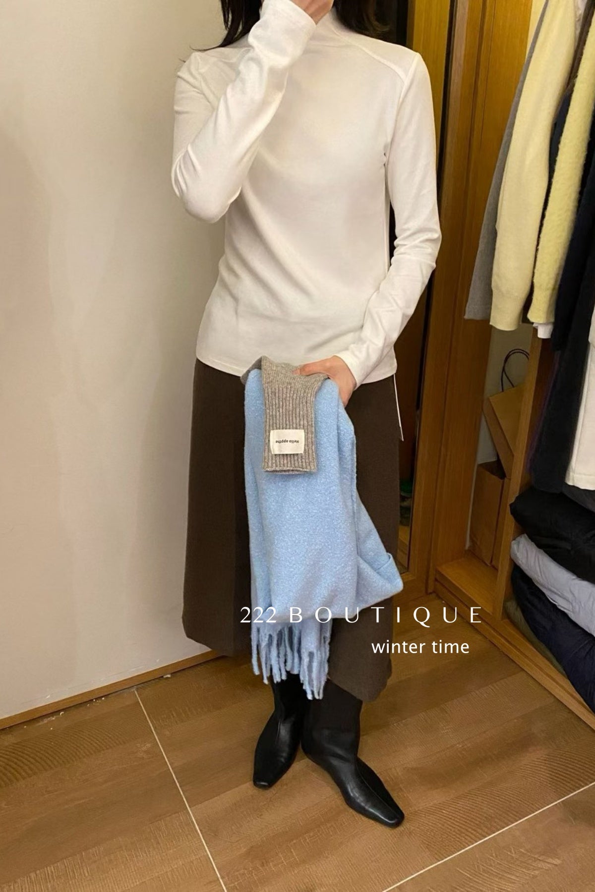 20a53 Thermal mock-neck top (3 cm collar)