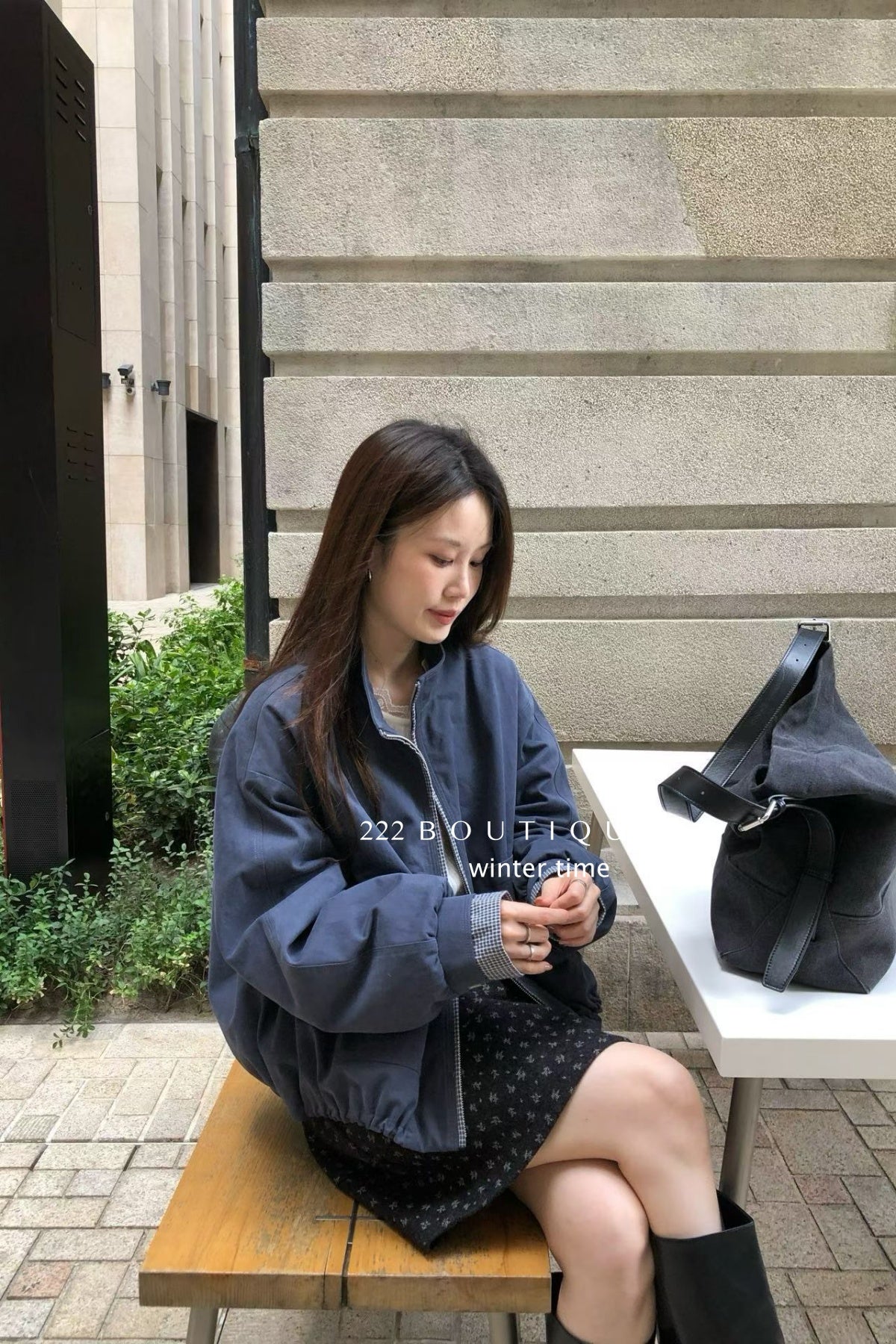 19a102 Down puffer jacket with cuffed sleeves