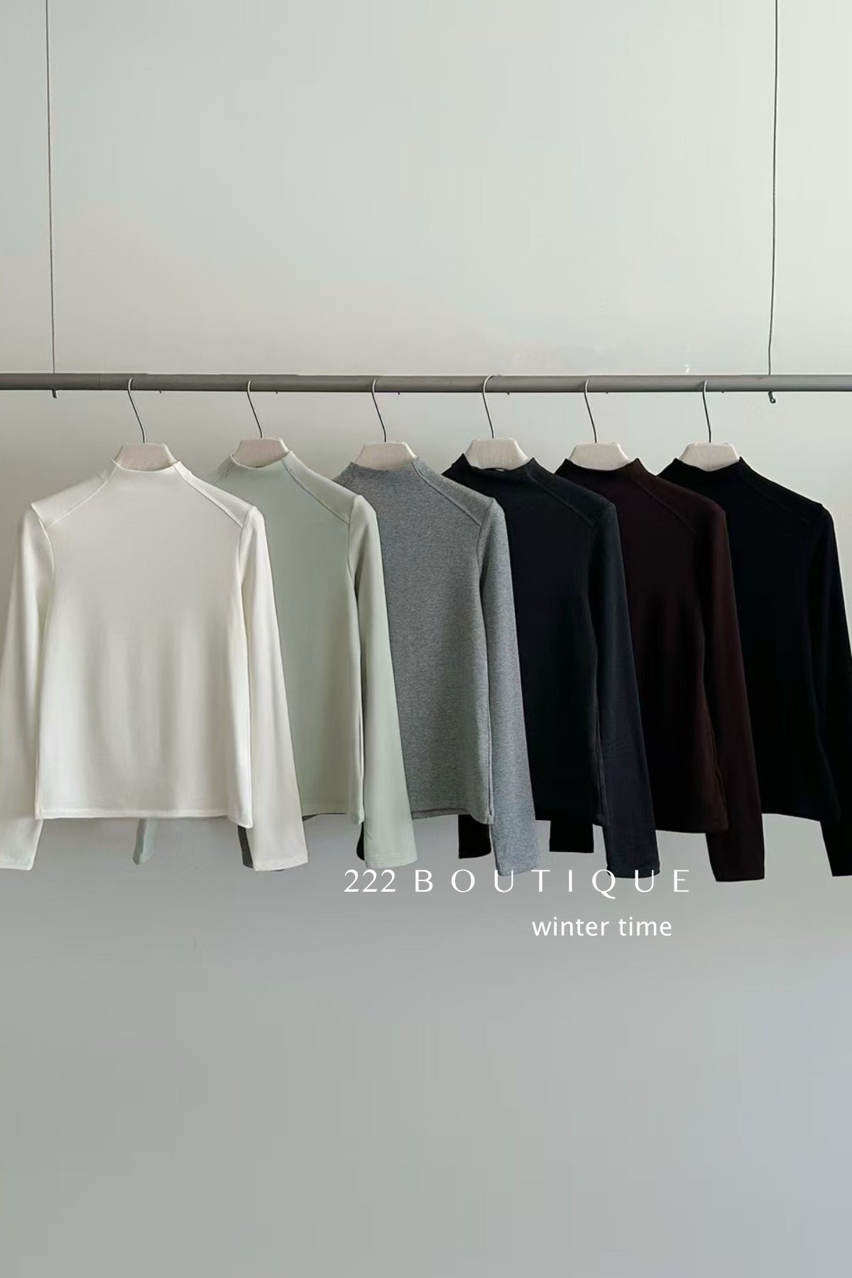 20a53 Thermal mock-neck top (3 cm collar)