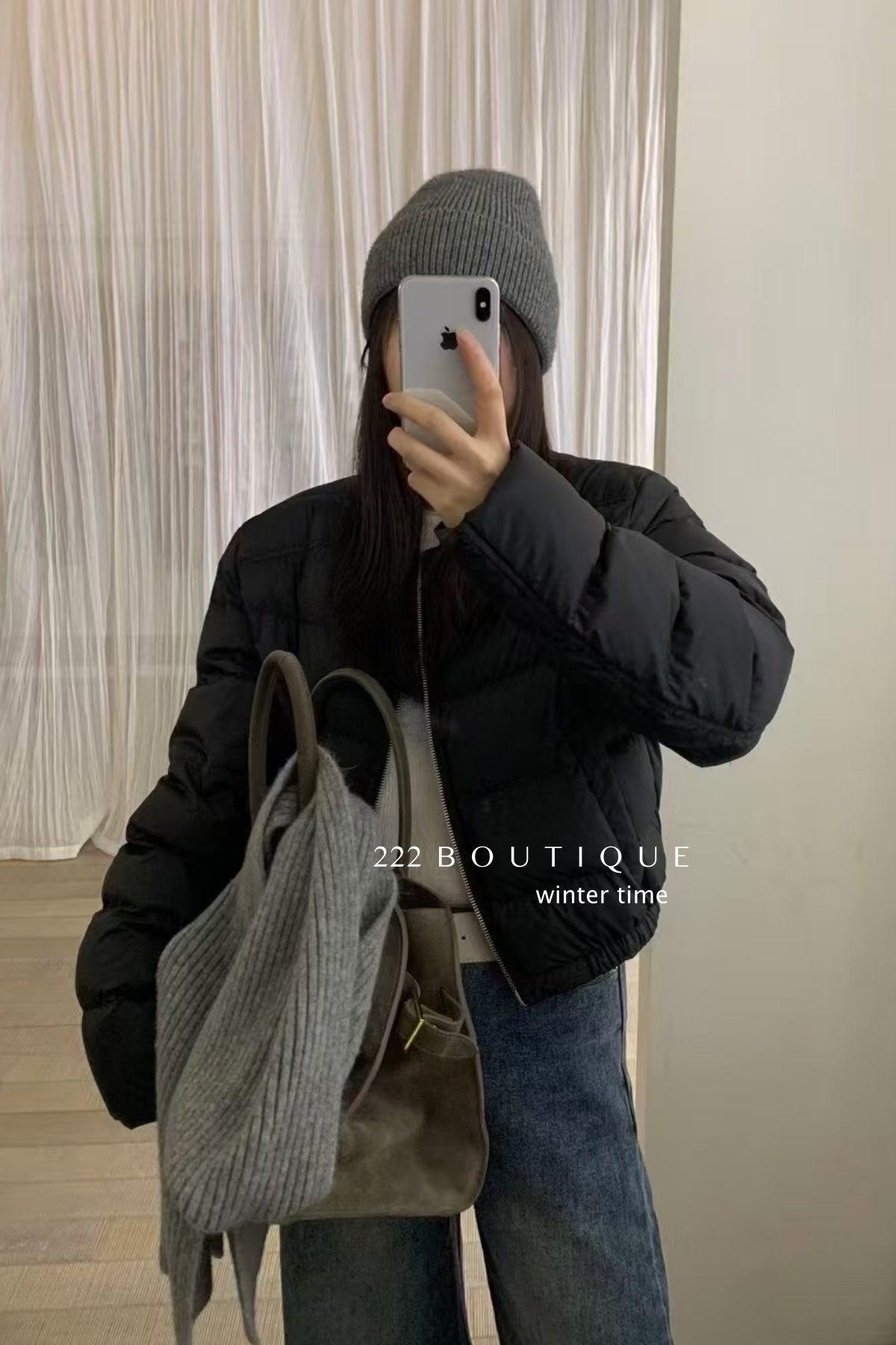 19a88 Down round-neck puffer jacket