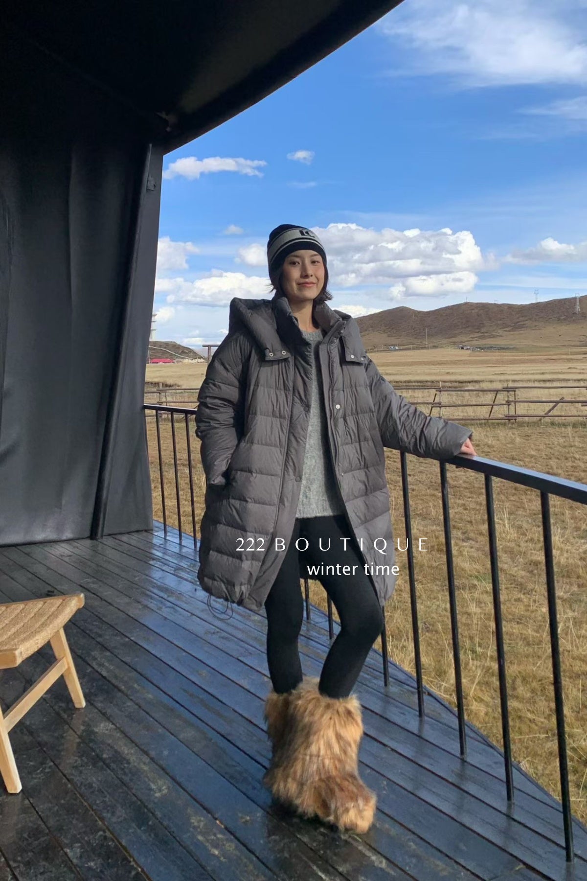 19a58 Long hooded puffer coat