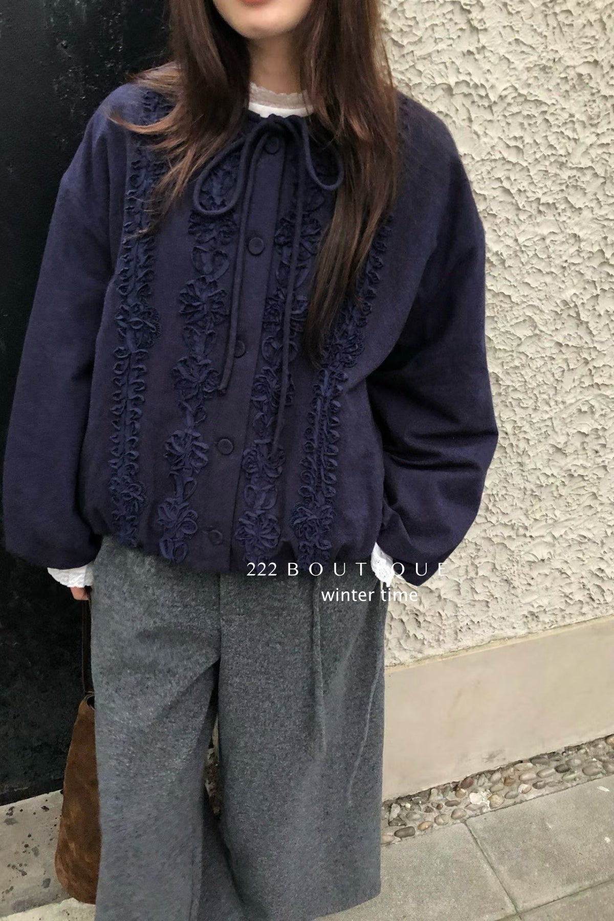 19a94 Embroidered floral puffer jacket