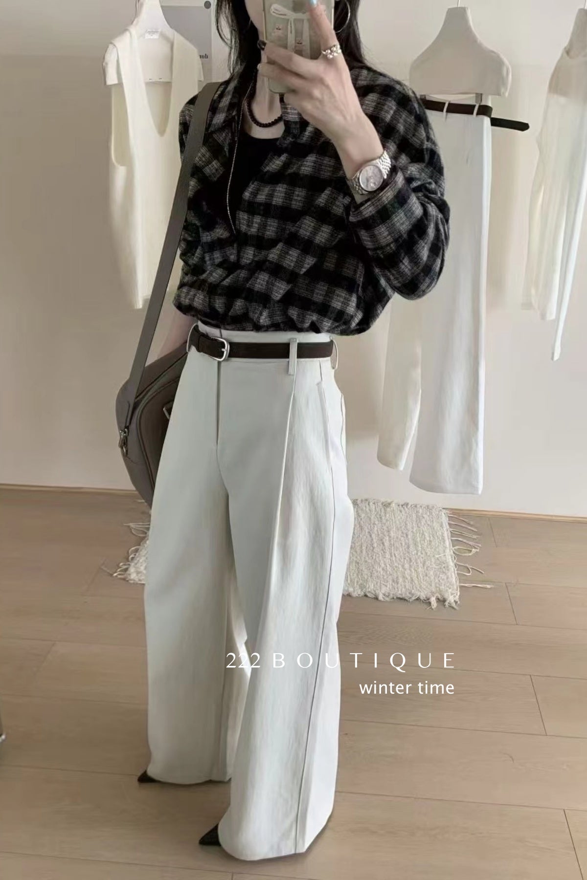 18q30 Cashmere wool trousers with belt