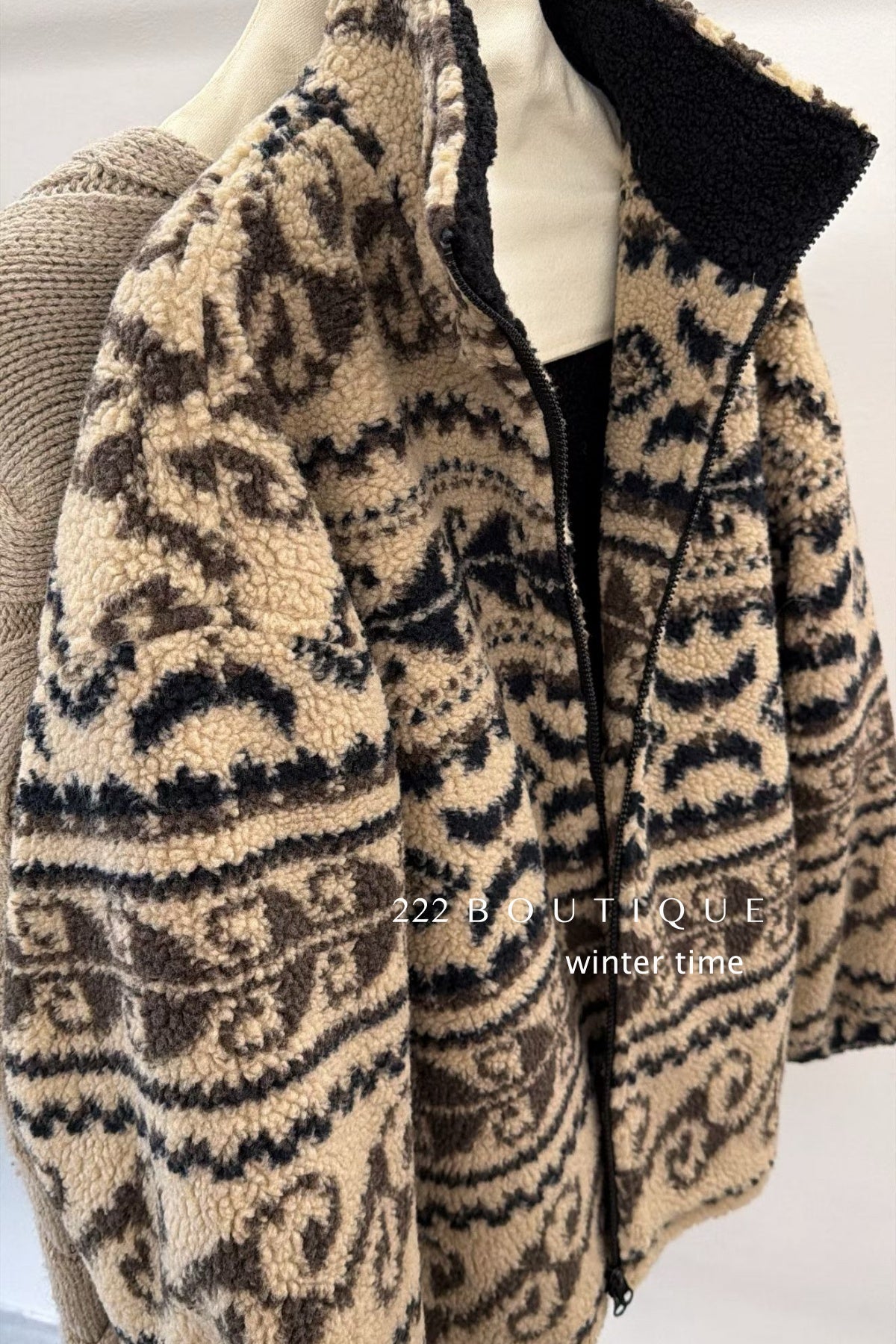 20a123 Light brown ethnic fur jacket