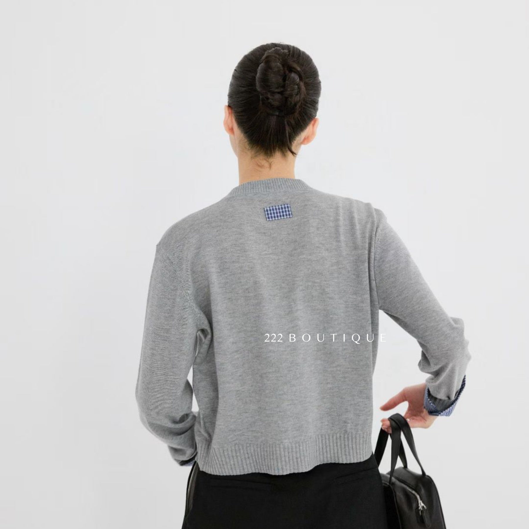 22a42 𝐂𝐀𝐒𝐇𝐌𝐄𝐑𝐄 𝐂𝐀𝐑𝐃𝐈𝐆𝐀𝐍 – 𝐁𝐘 𝟐𝟐𝟐 𝐁𝐎𝐔𝐓𝐈𝐐𝐔𝐄