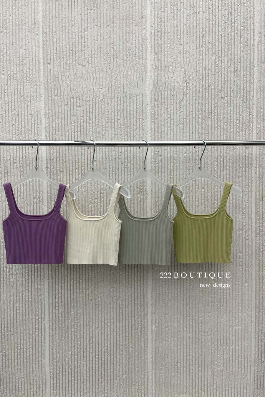 sleeveless top