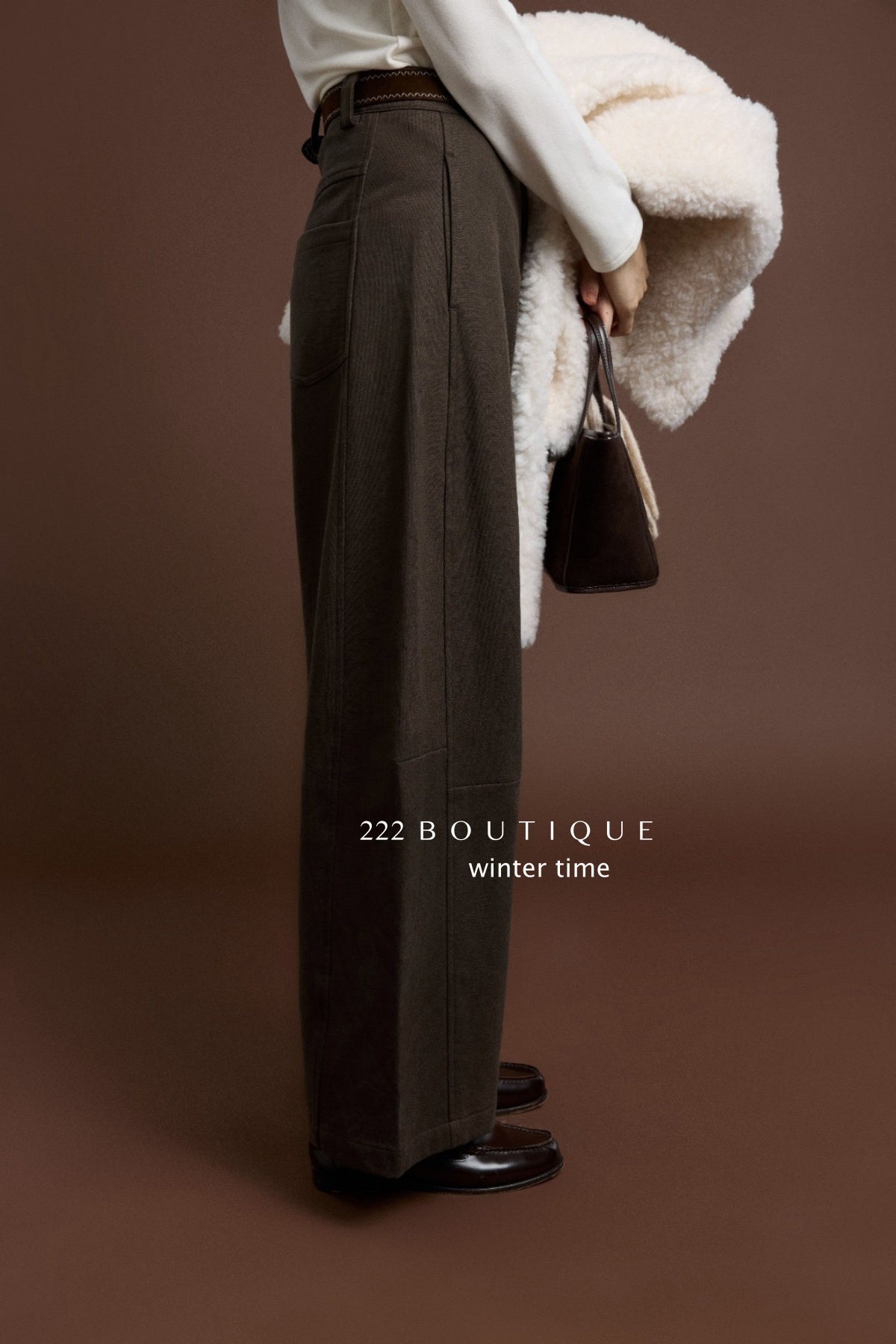 19q3 Wool baggy trousers with belt