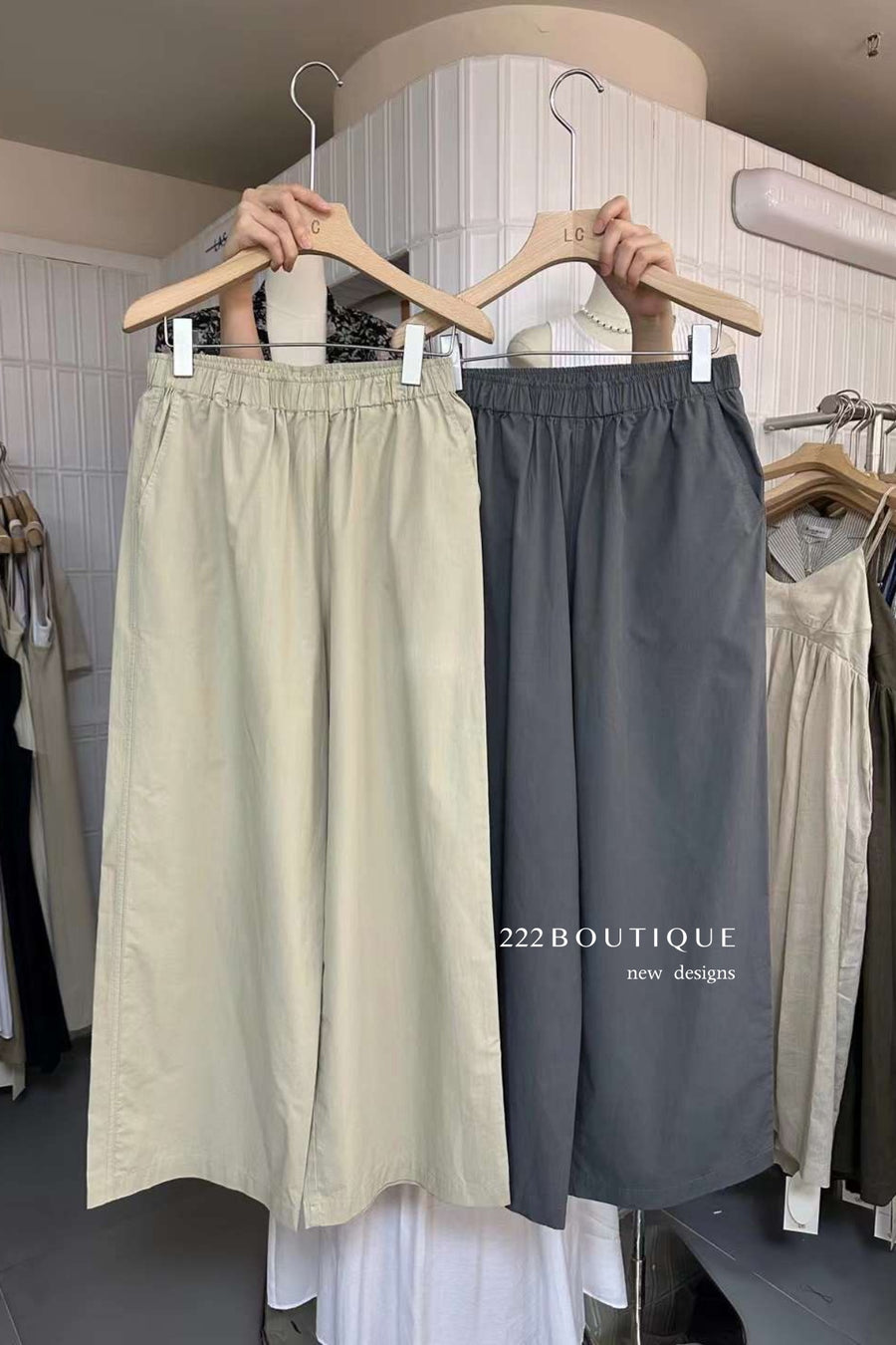 kakhi trousers