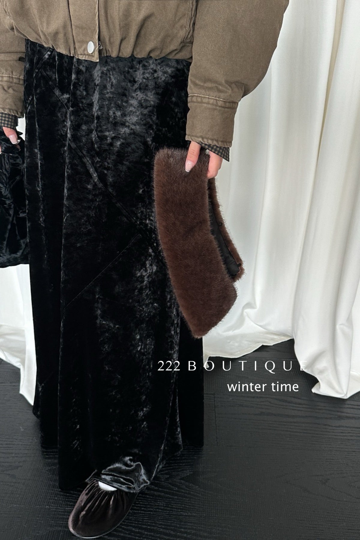 20a129 Basic puffer jacket with fur-trim collar