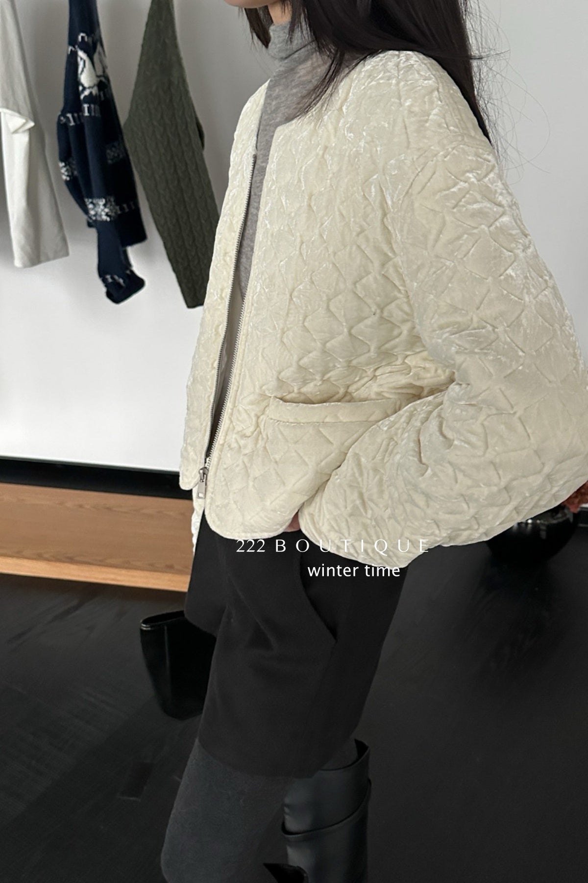 19a61 Velvet quilted puffer jacket