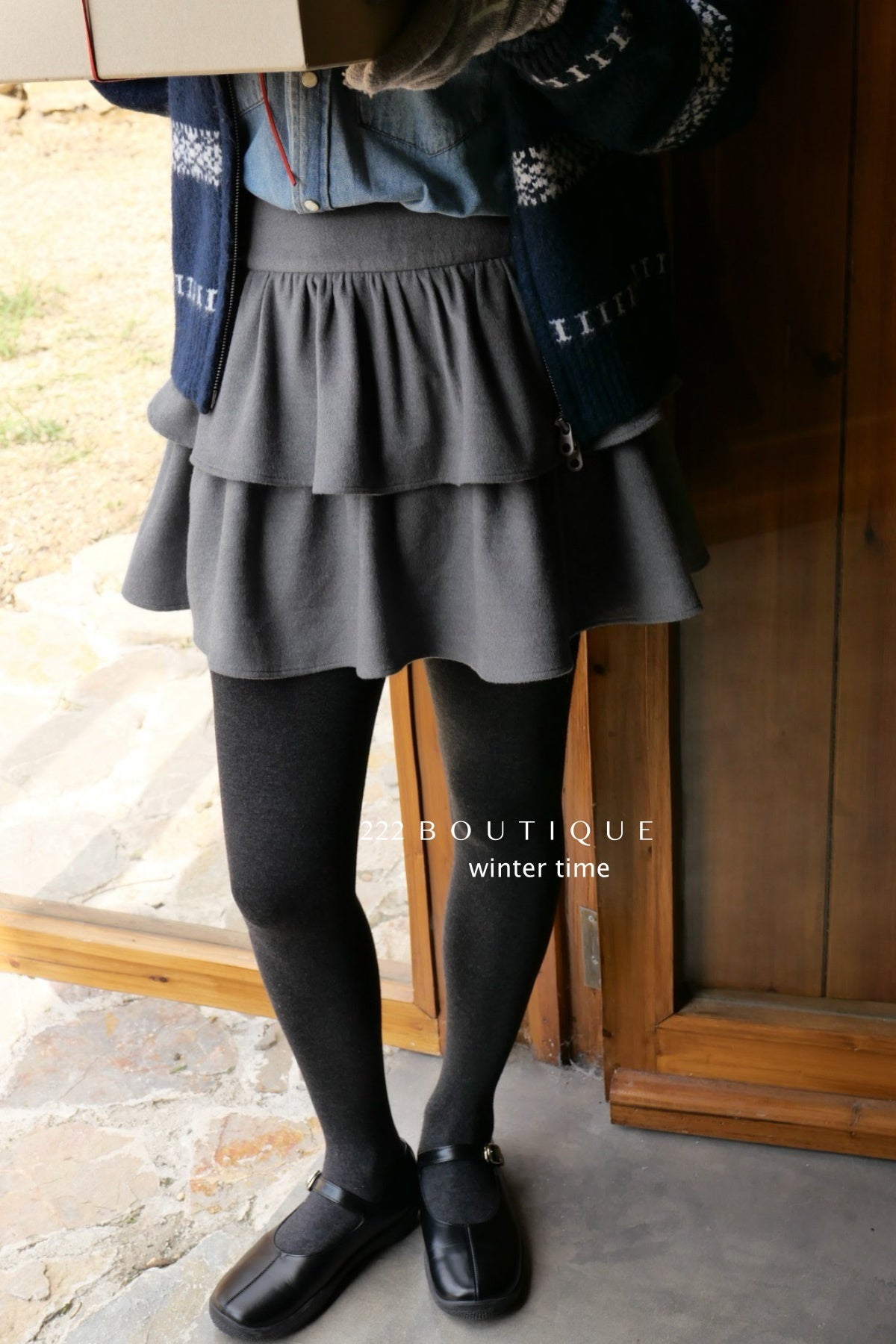 19v13 Wool tiered mini skirt