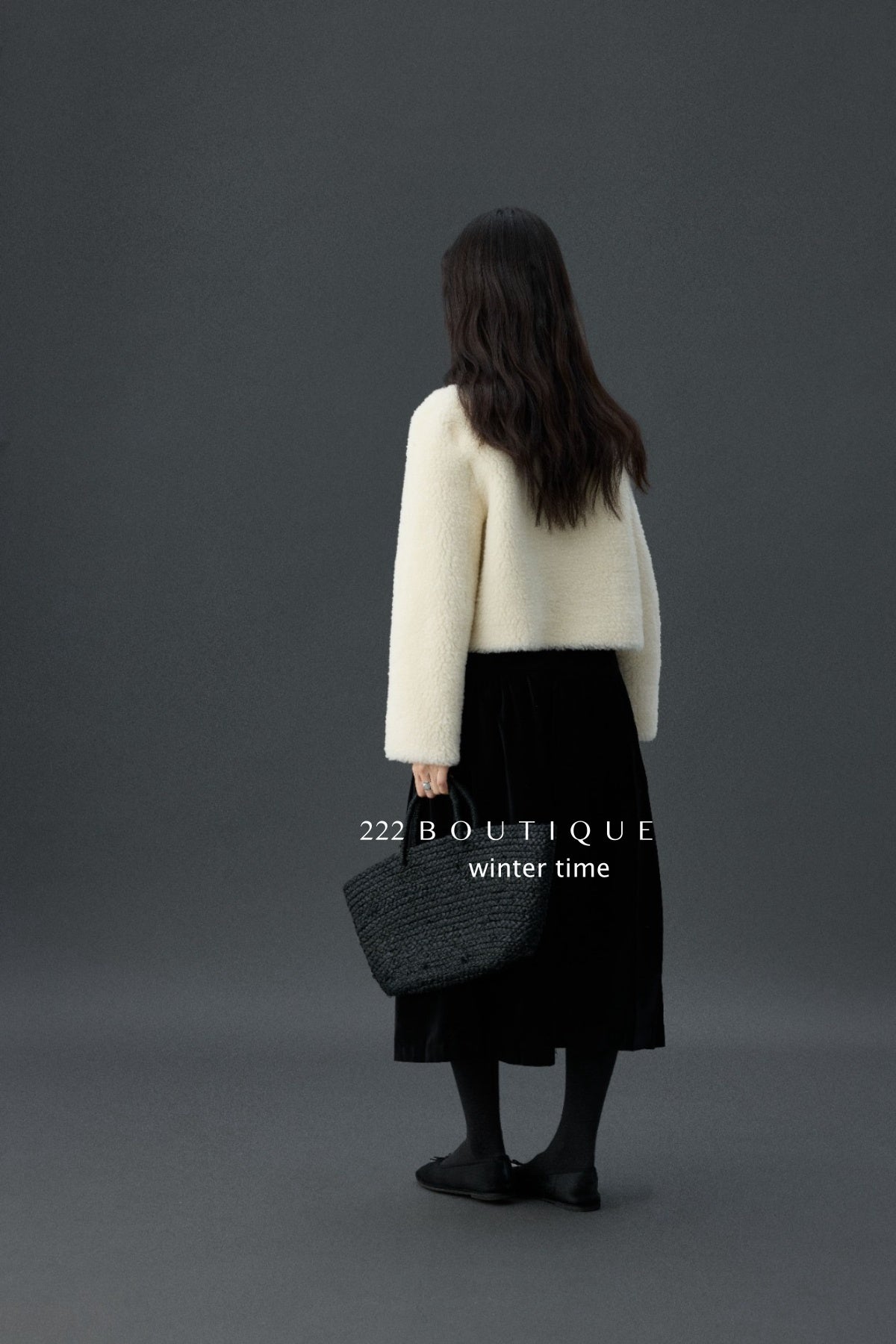 19a115 Fur round-neck jacket