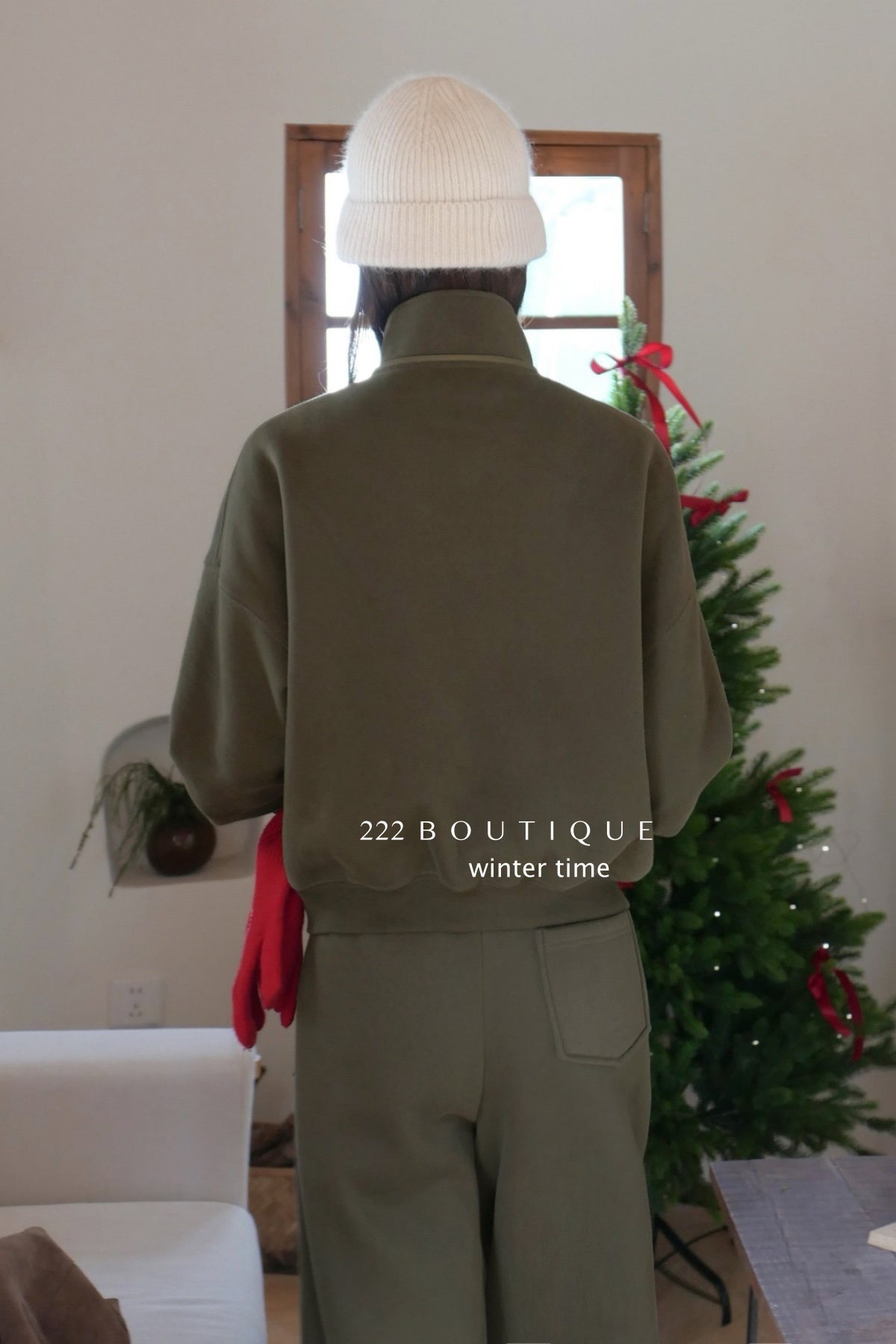 19a65 Basic zip-up hoodie