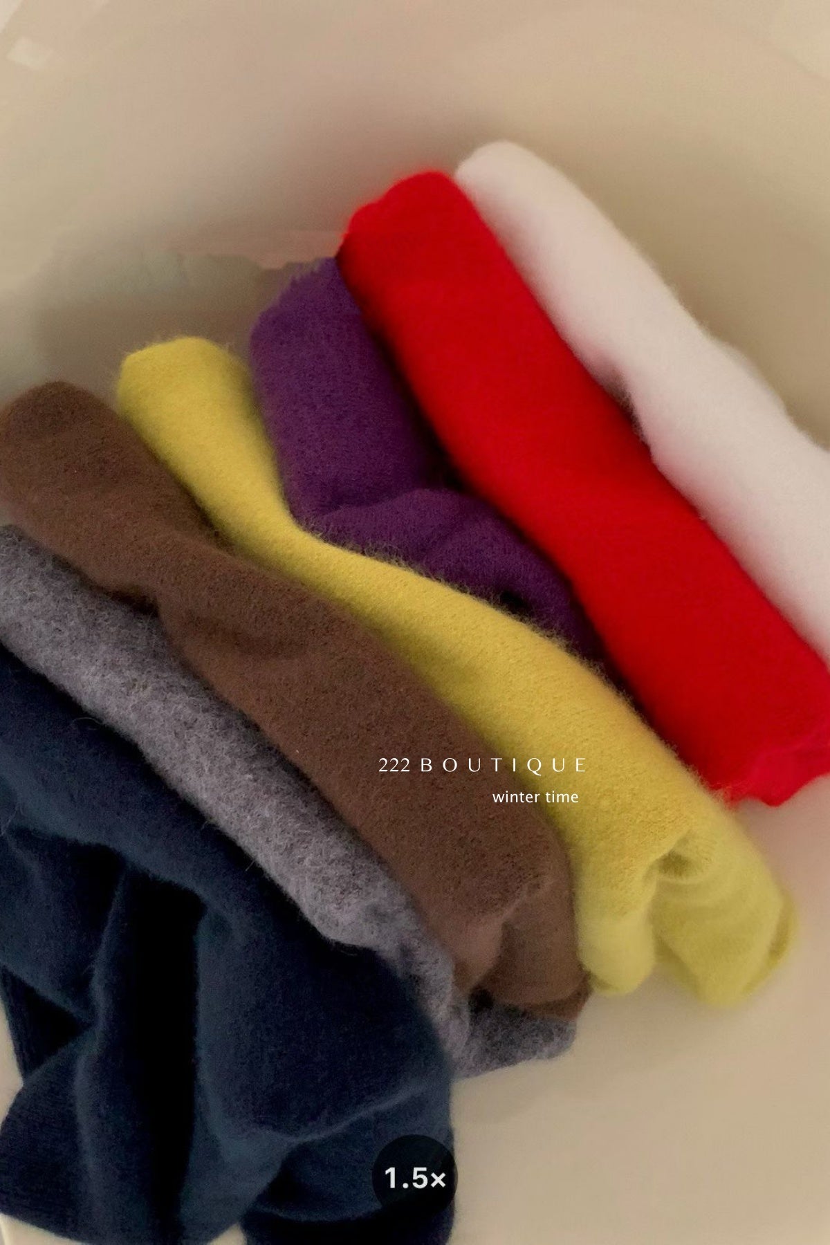 18a93 V-neck short-sleeve cashmere sweater