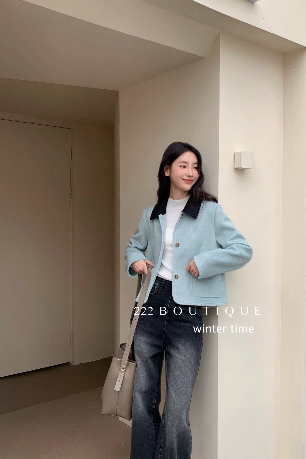 21a28 Cashmere wool coat with notched collar